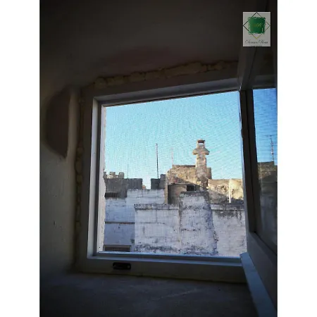 Donna Rosa Carovigno