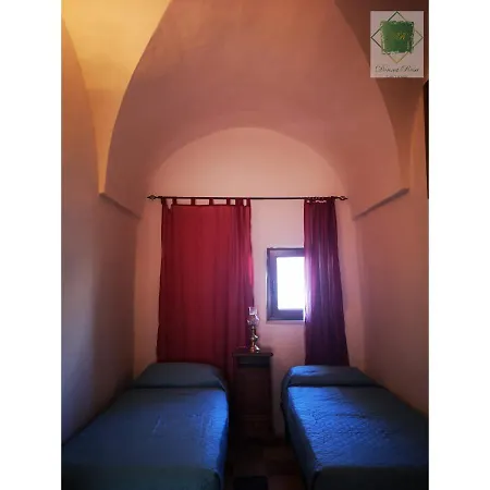 Donna Rosa Carovigno